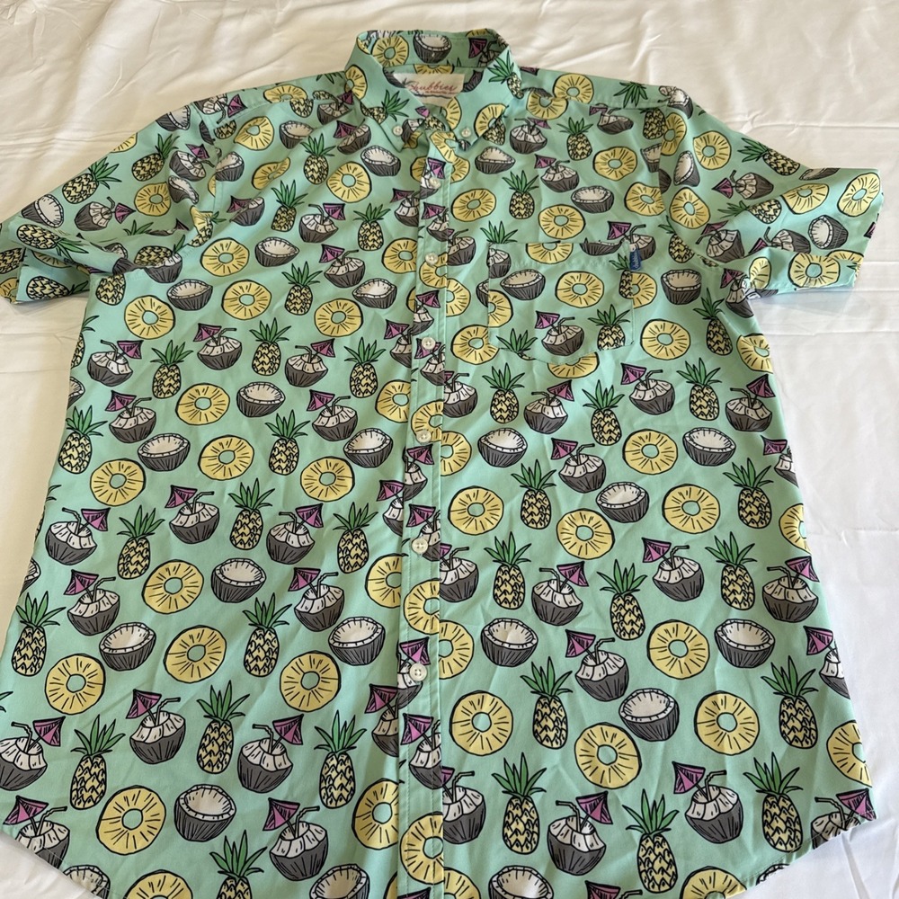 Chubbies Button Down Shirt Mens Large Excellent Pineapple/Coconut Tropical Print